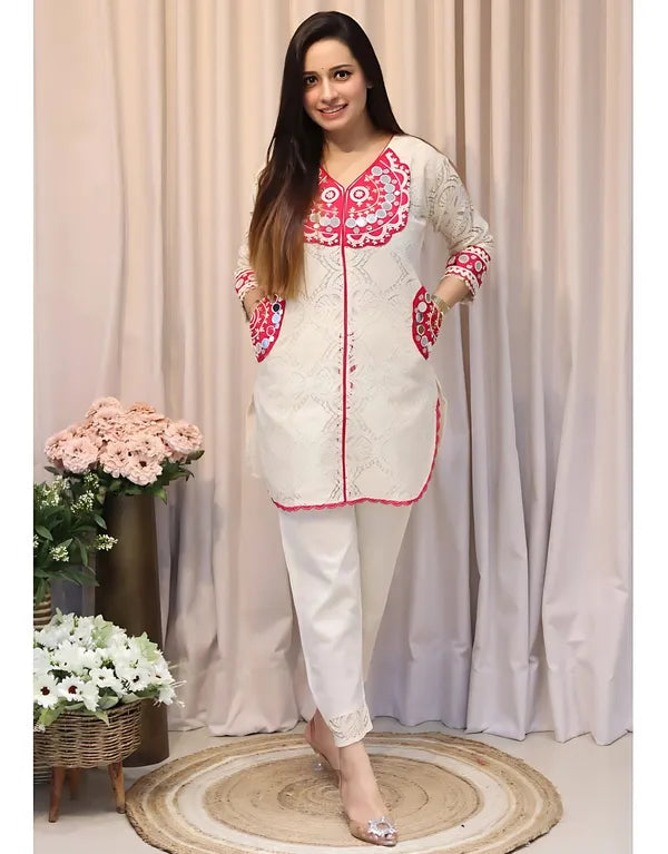 Ivory Printed Kurti with Contrast Pink Detailing & Straight Pants – 2-Piece Set